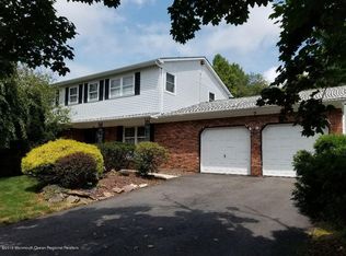 7 Sussex Rd, Morganville, NJ 07751