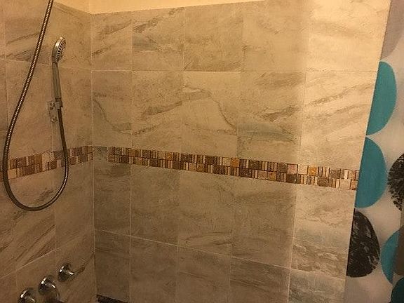 3rd image of 2201 Glenview St Floor 2