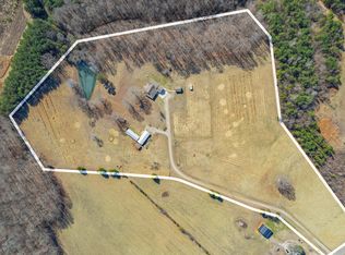 1825 Powell School Rd, Goodspring, TN 38460