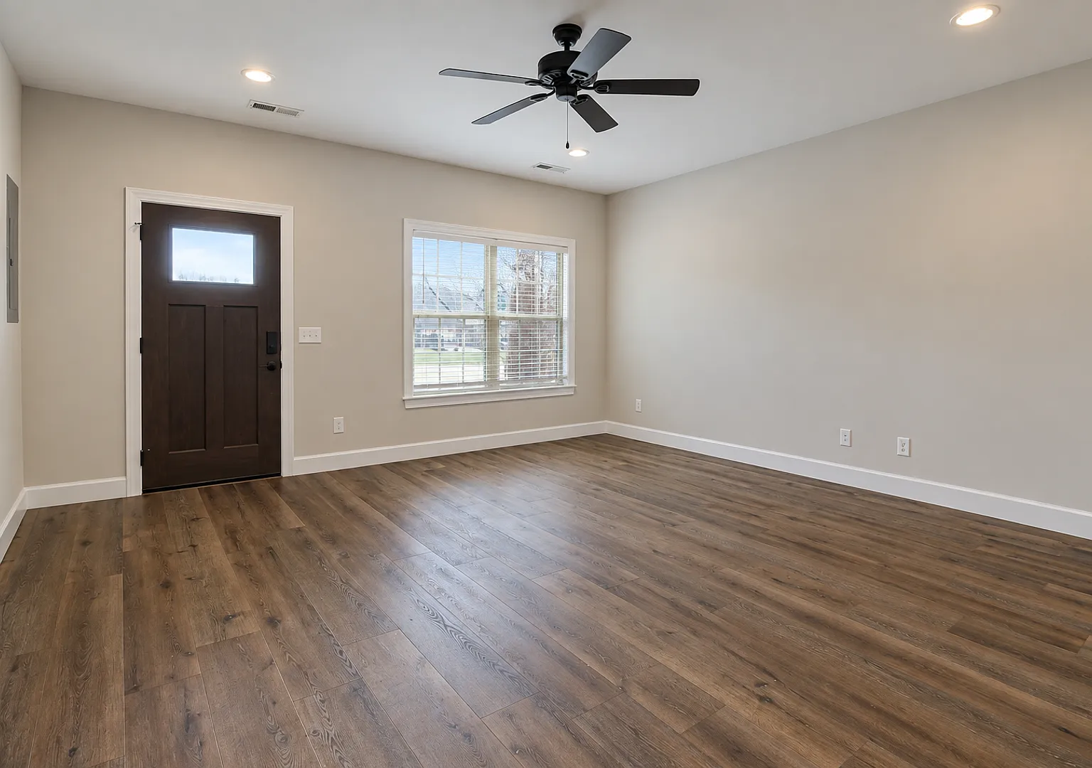 242 Cypress Ridge — Photo 2