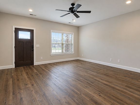 2nd image of 242 Cypress Rdg
