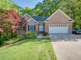 2562 Breton Ct, Buford, GA 30518