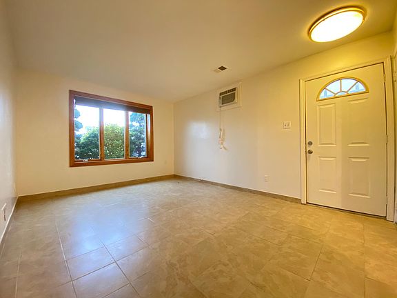 4th image of 228 Kelly Blvd #1F