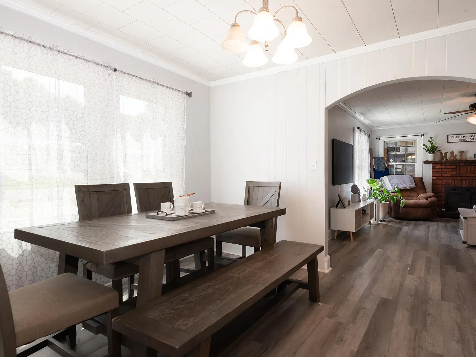 2 bed, 1087 sqft, $1,700 — Photo 4
