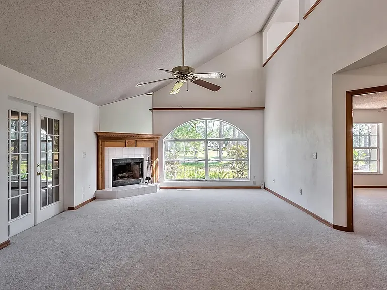 280 Braeburn Cir — Photo 5