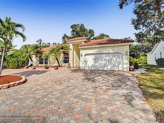 3rd image of 5731 NW 54th Pl