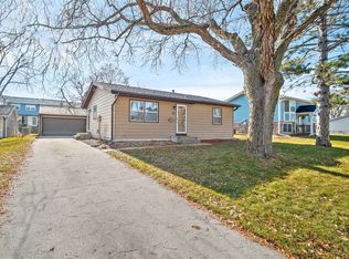 1414 Wheeler St, Ames, IA 50010