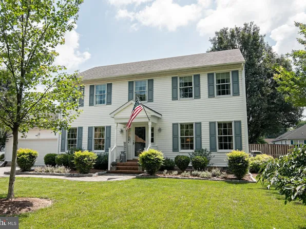 802 Chapel Farm Dr, Easton, MD 21601