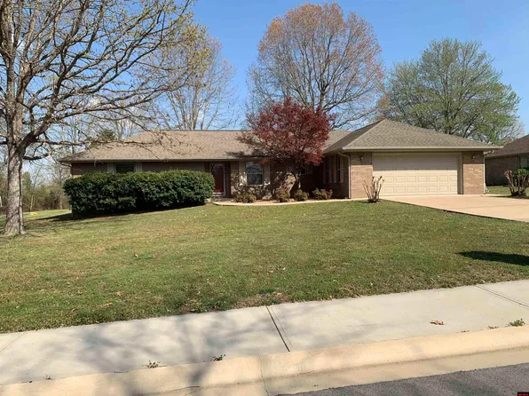 2503 Russell Ln, Mountain Home, AR 72653