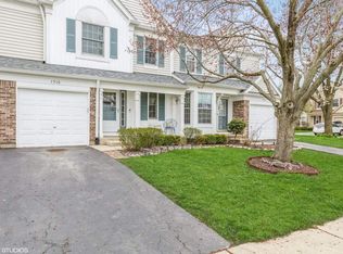 1516 Harvest Ln, Westmont, IL