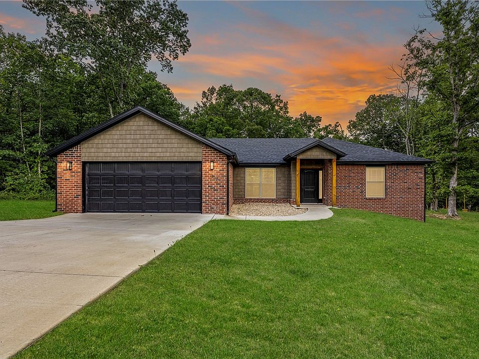 1st image of 3 Bridle Cir