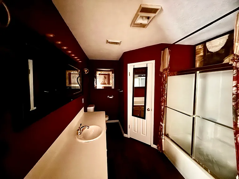 4631 Inwood Dr — Photo 7