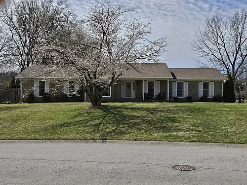 7519 Greenlawn Rd Photo 1