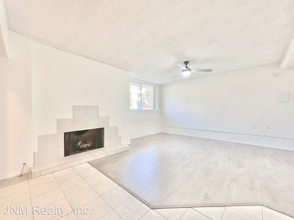 11926 Dorothy Street Apartments Los Angeles, CA Zillow
