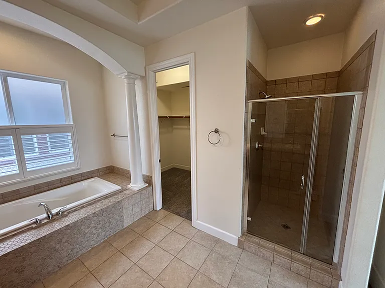 10765 Serratina Dr — Photo 13