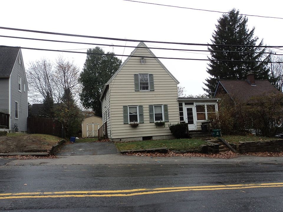 131 Ararat St, Worcester, MA 01606 Zillow