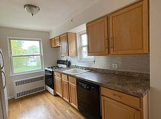 16051 Willets Point Blvd #1, Whitestone, NY 11357
