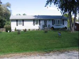 209 Hawthorne Cir, Joliet, IL 60433