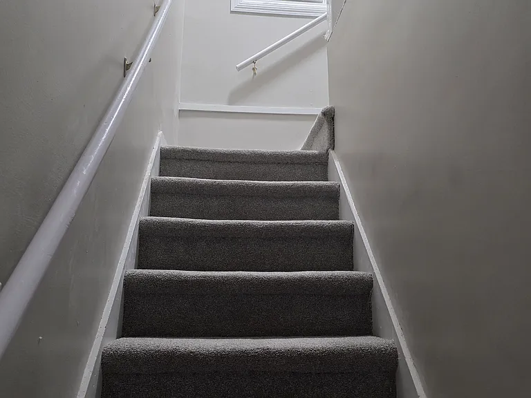 2731 Iowa St — Photo 18