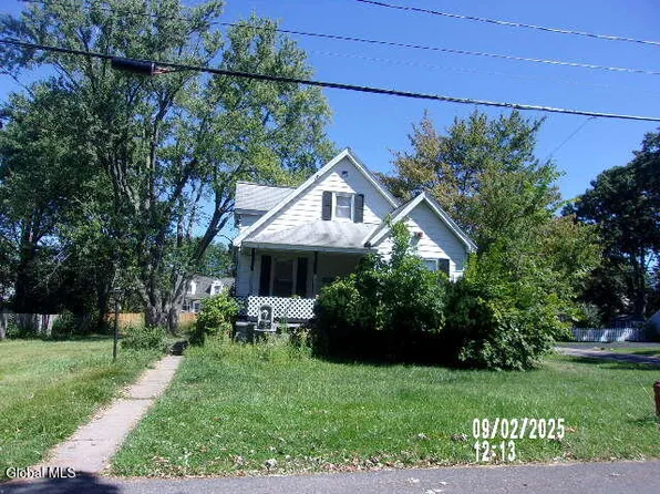 1537 Kingston Avenue, Schenectady, NY 12308