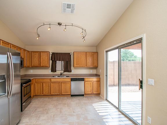 5th image of 11349 W Pinehollow Dr
