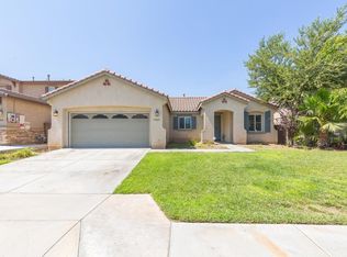 19825 Silverwood Dr, Lake Elsinore, CA 92530