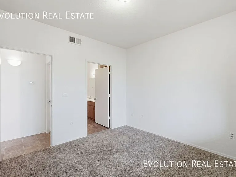 5302 E Van Buren St #3019 — Photo 19