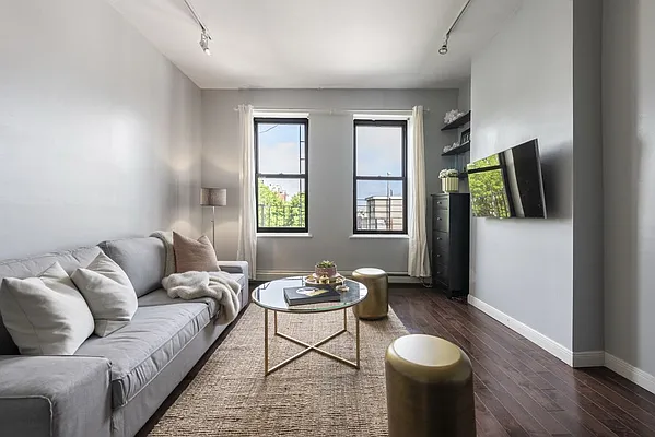 Sold by Compass | media 14