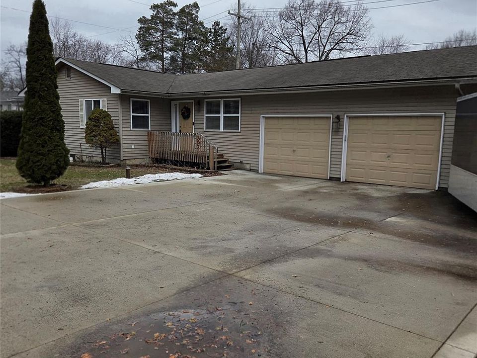 1st image of 733 Luna Ct