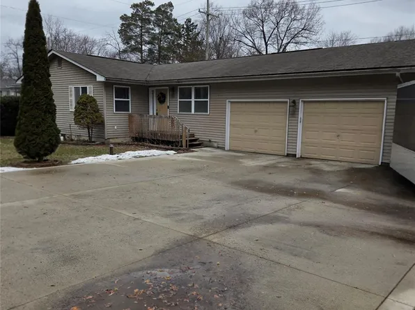 733 Luna Ct, Lake Orion, MI 48362