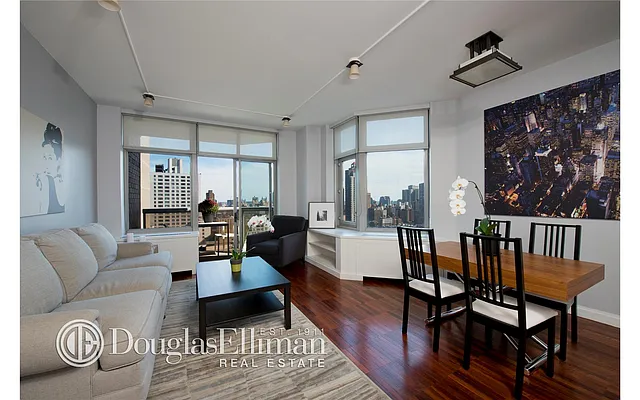 Rented by Douglas Elliman | media 14