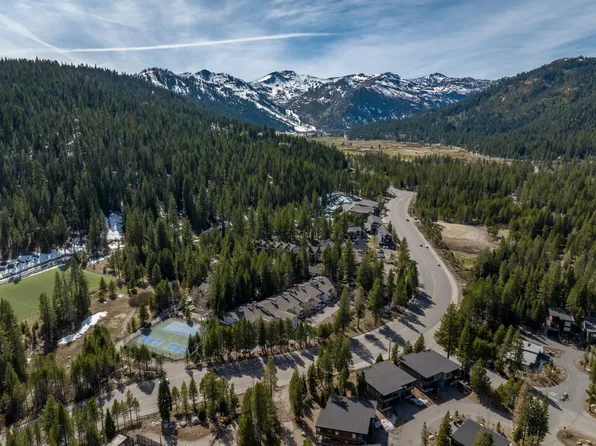 227 Olympic Valley Rd #50, Olympic Valley, CA 96146