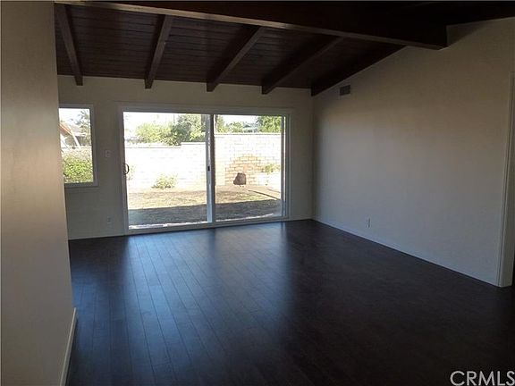 5th image of 14957 Pemberton Dr