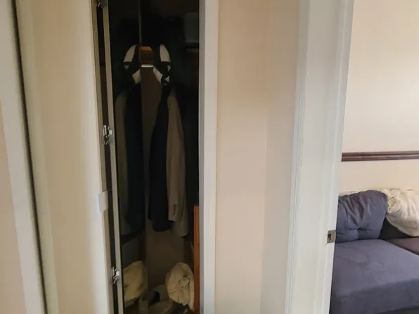 30-01 Astoria Boulevard image 13 of 13