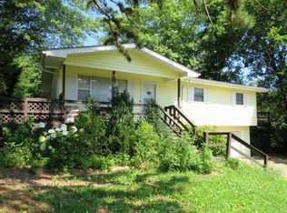 515 Skyview Dr, Ellington, MO 63638