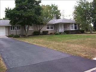 5th image of 211 Tecumseh Dr
