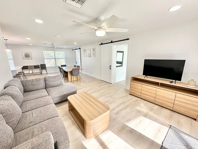 27304 Buccaneer Dr — Photo 7