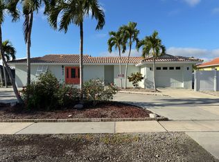 842 Chestnut Ct, Marco Island, FL 34145