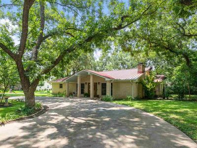 301 Stewart St, Meadowlakes, TX, 78654