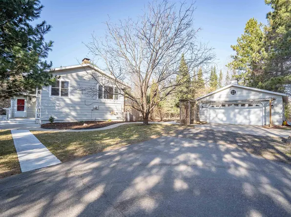 3501 Long Lake Rd, Gilbert, MN 55741