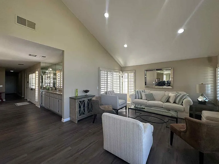 4 Hermosillo Ln — Photo 27