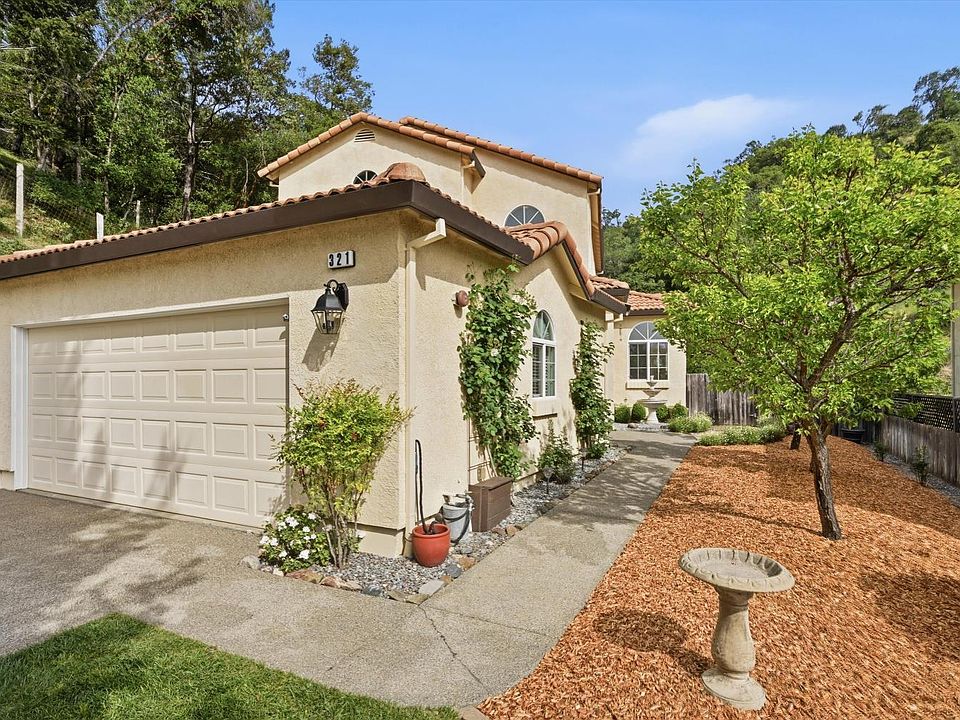 1st image of 321 Portofino Way