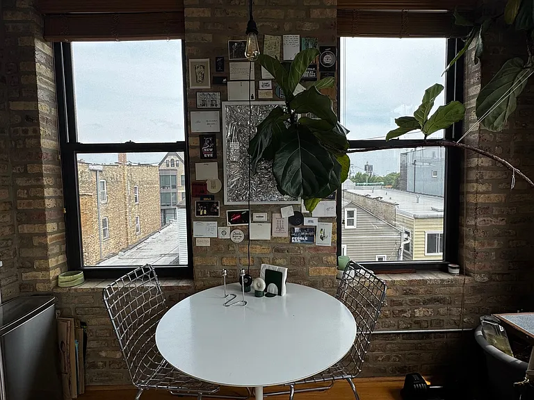 1351 N Greenview Ave #3R — Photo 13