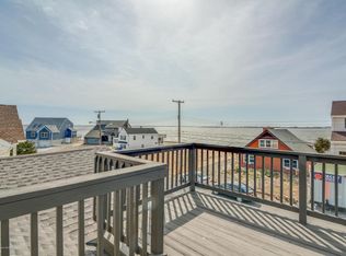 60 Bay Shore Dr, Toms River, NJ 08753