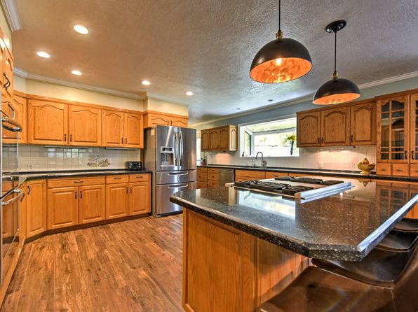 1050 S 200 W, Wellsville, UT 84339
