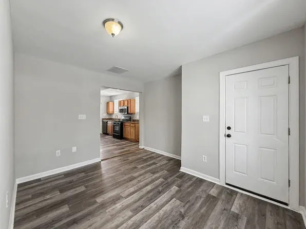 DC1003, 832 49th St NE #1, Washington, DC 20019