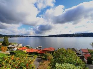 3927 NE 157th Pl, Lake Forest Park, WA 98155