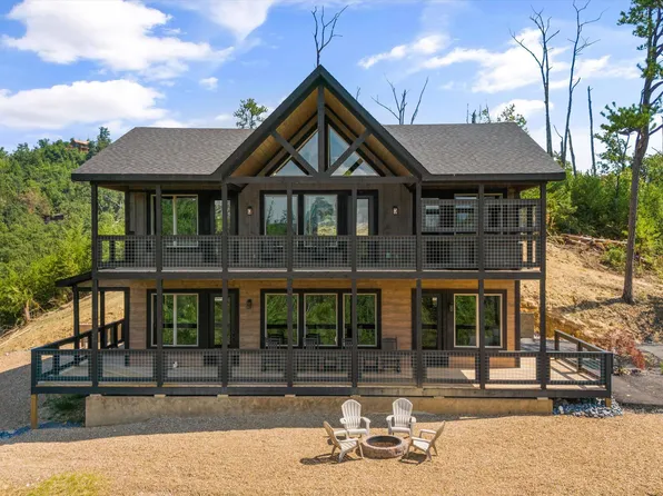 2129 Rabbit Point Way, Sevierville, TN 37876