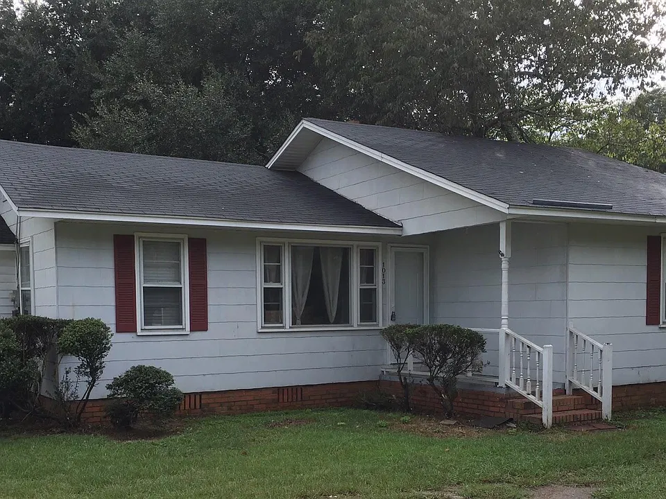 1013 E Carolina Ave