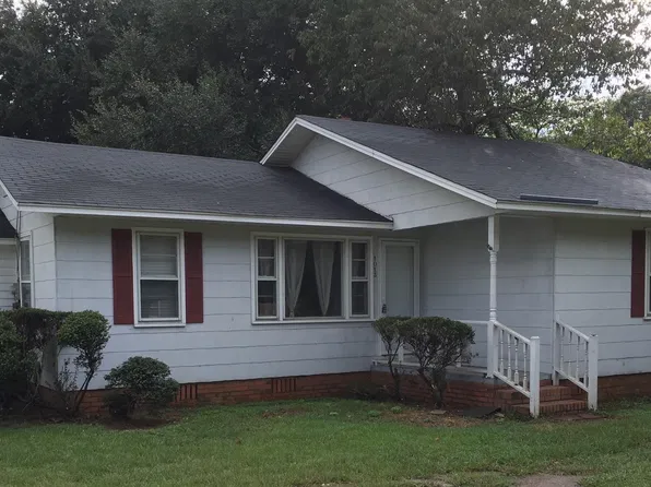 1013 E Carolina Ave, Hartsville, SC 29550